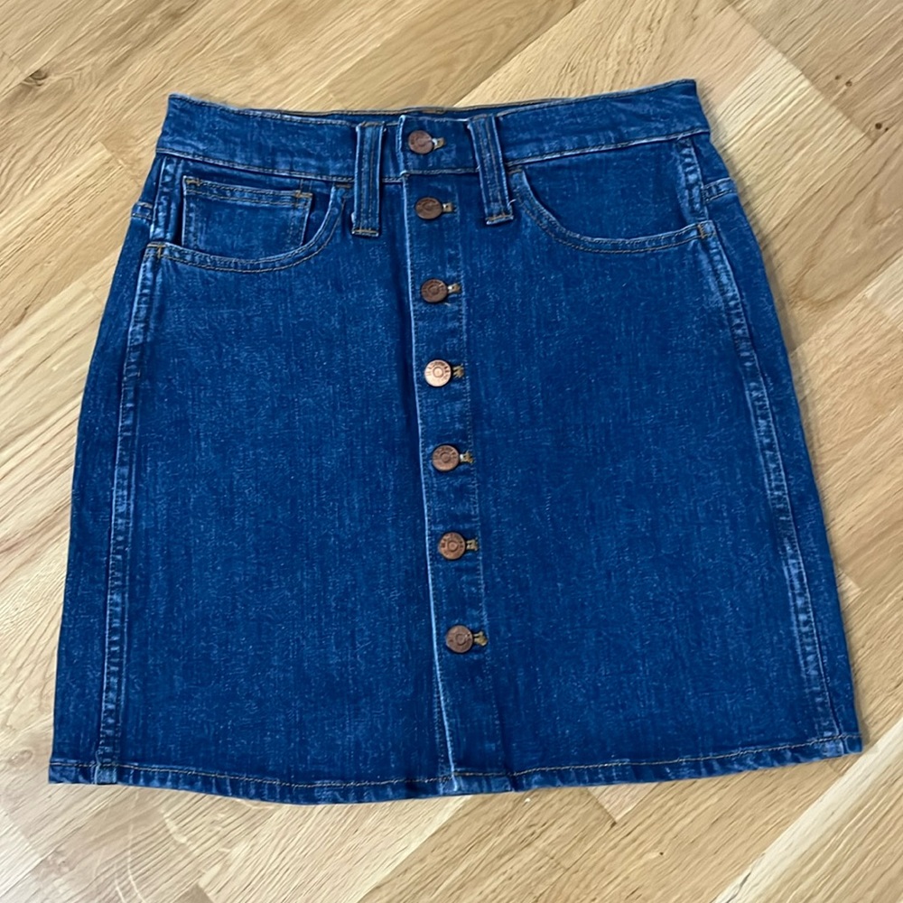 Madewell denim skirt